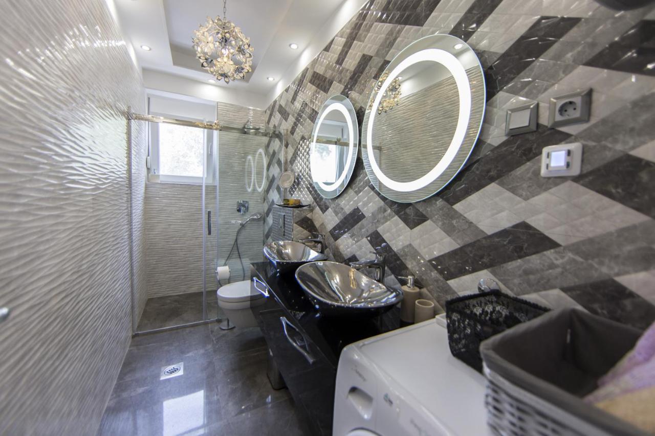 Villa Long Island Luxury Residence, Sali Dugi Otok-Private Parking,Next To Beach Luaran gambar
