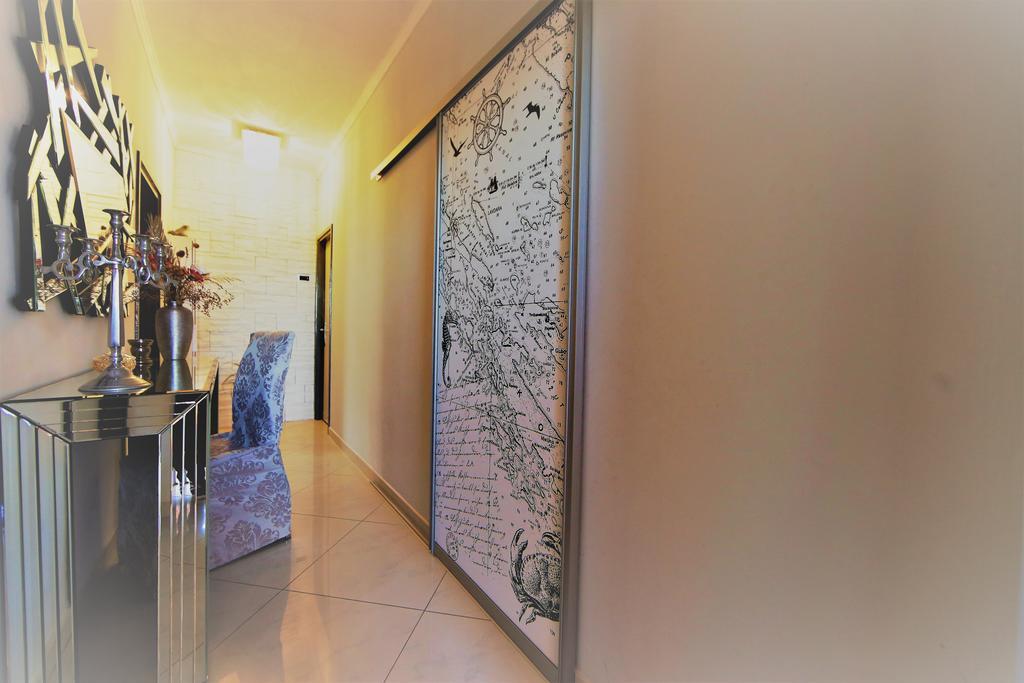 Villa Long Island Luxury Residence, Sali Dugi Otok-Private Parking,Next To Beach Luaran gambar